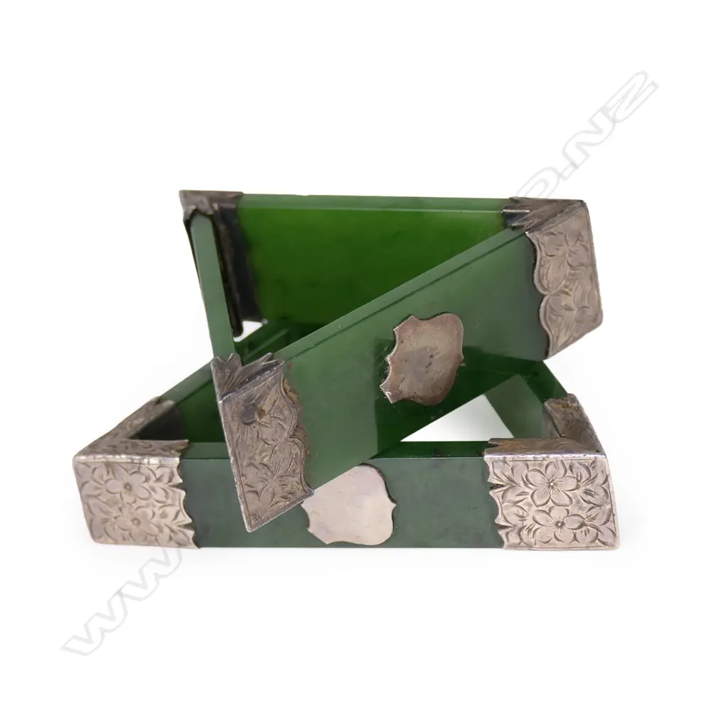 Two pounamu and silver napkin rings, Image 1++