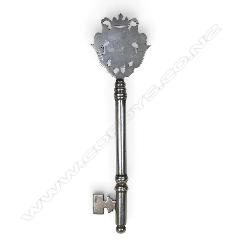 An early 20thC New Zealand silver presentation Key with 1909 Auckland School Inscription, Image 1++