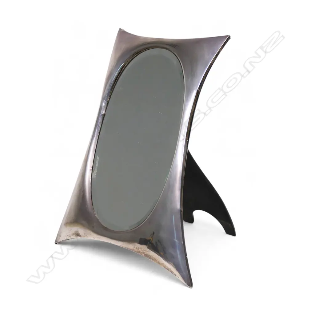 An impressive extra-large early 20thC plain silver dressing table mirror, Image 1++