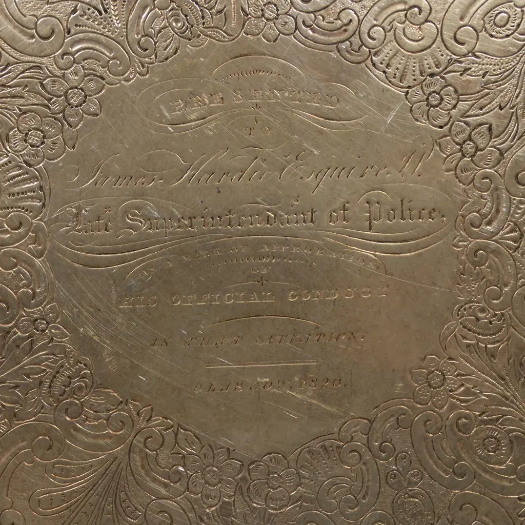 A George IV silver salver, Image 1++