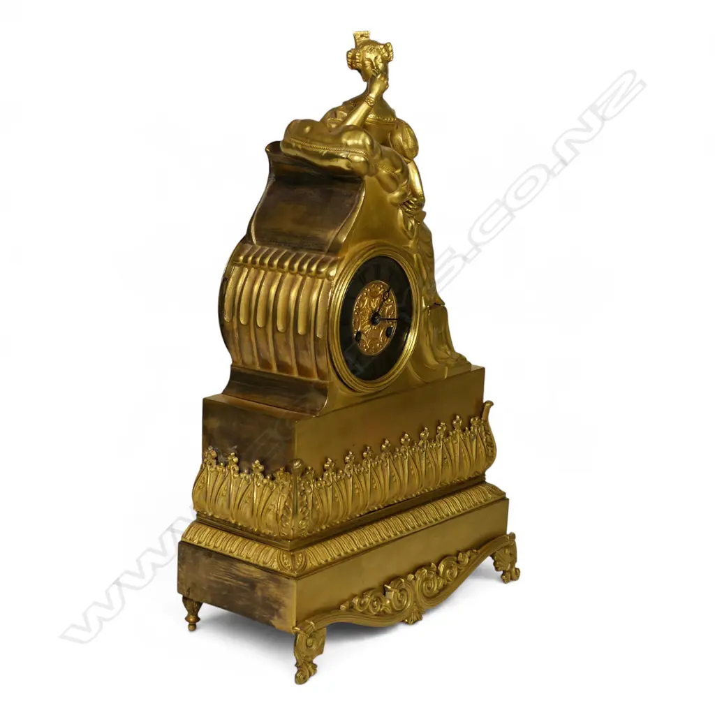 A French 19thC ormolu gilt mantel clock, Image 1++