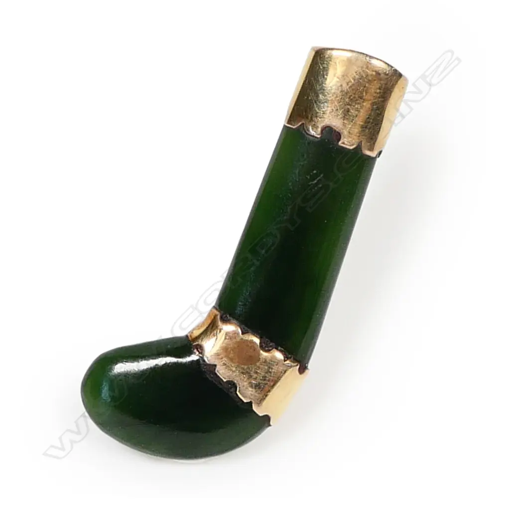 c.1900 pounamu and 9ct gold brooch, Image 1++