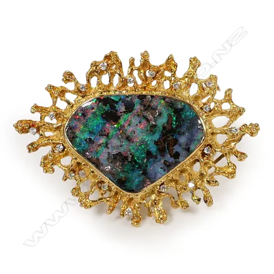 Attributed Arthur King (American Jeweller) 18ct yellow gold and boulder opal large pendant / brooch,