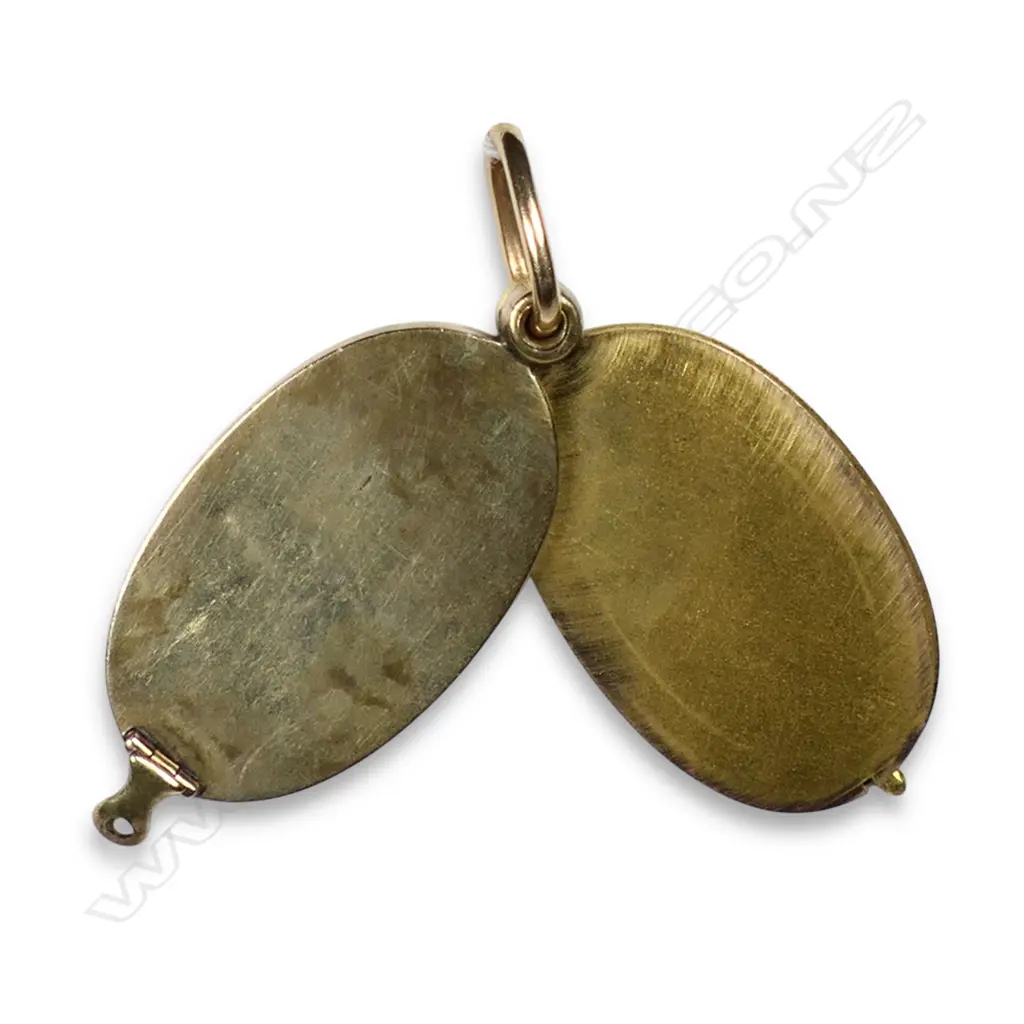A Late 19thC French gold enamel and diamond set comical pendant, Image 1++