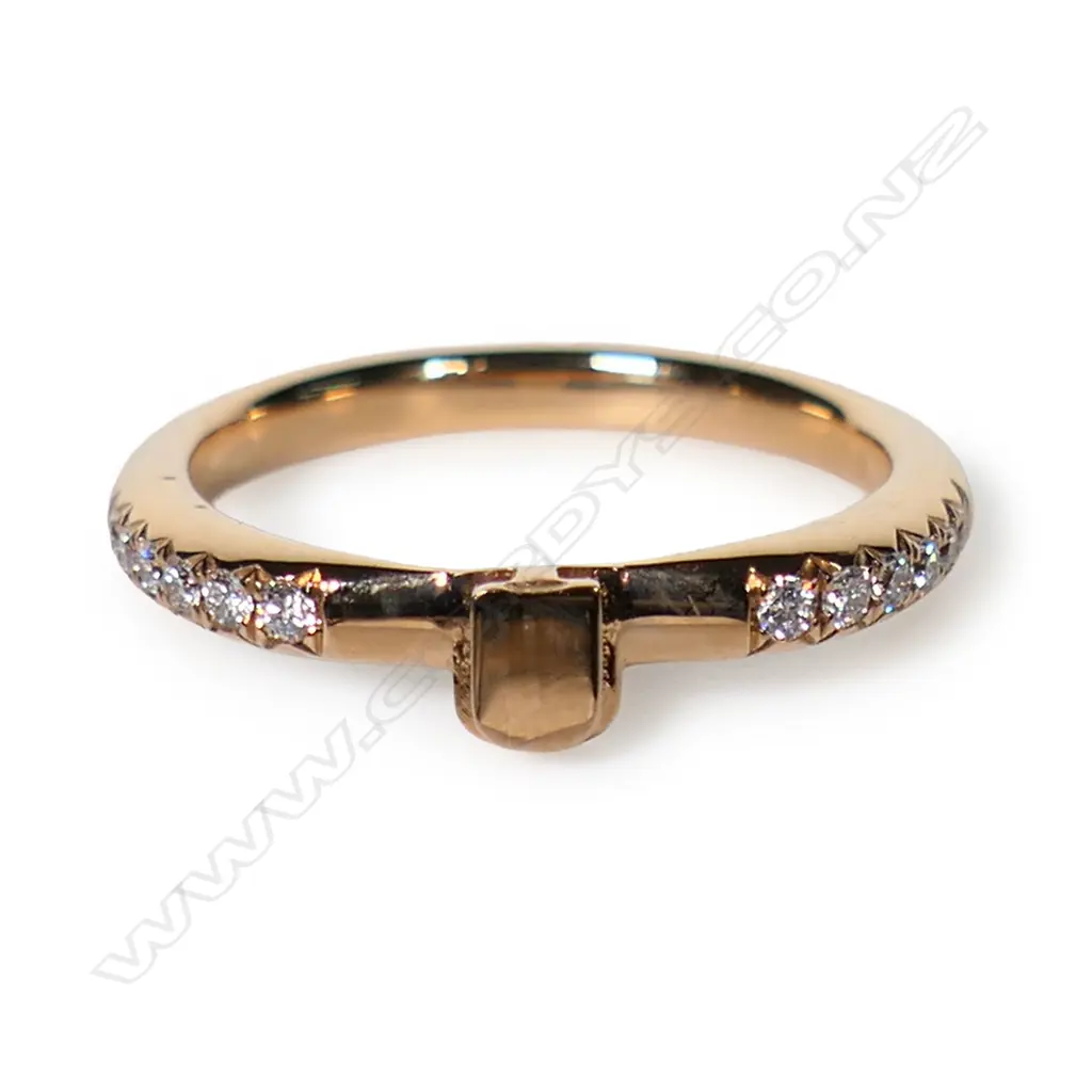 An 18ct rose gold and pink diamond ring/pendant converting necklace, Image 1++