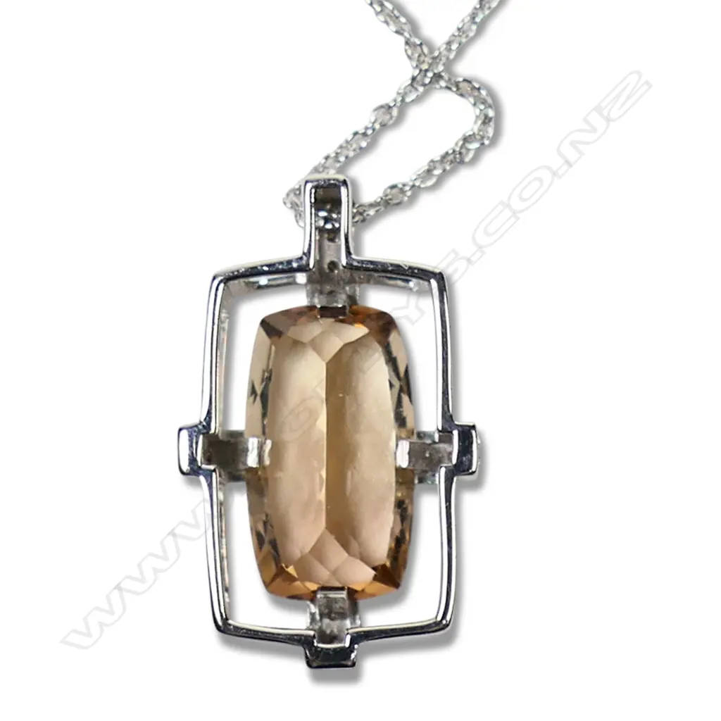 A 14ct white gold peach tourmaline and diamond pendant necklace, Image 1++