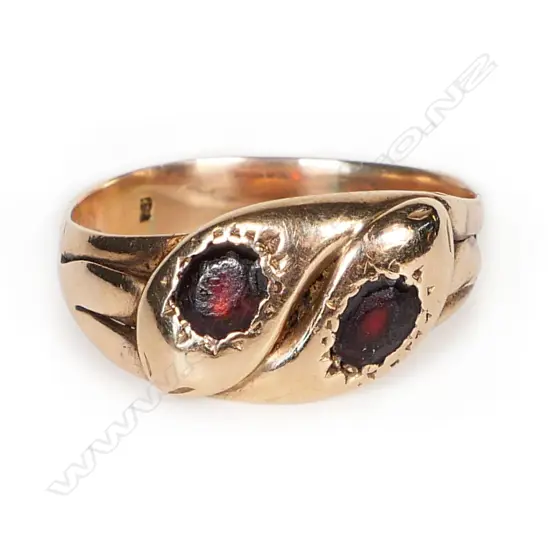 Victorian 9ct rose gold and garnet double snake head ring,