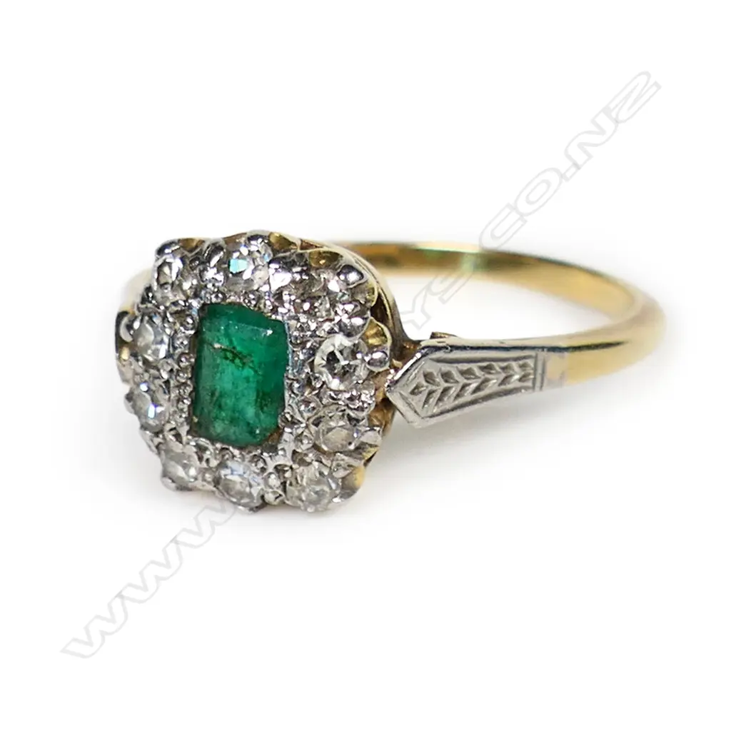 An estate 18ct gold emerald and diamond ring, Image 1++