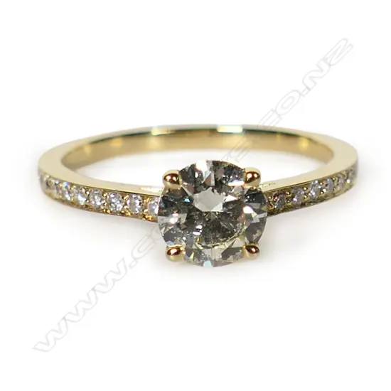 An 18ct yellow gold and diamond 0.96ct solitaire ring,