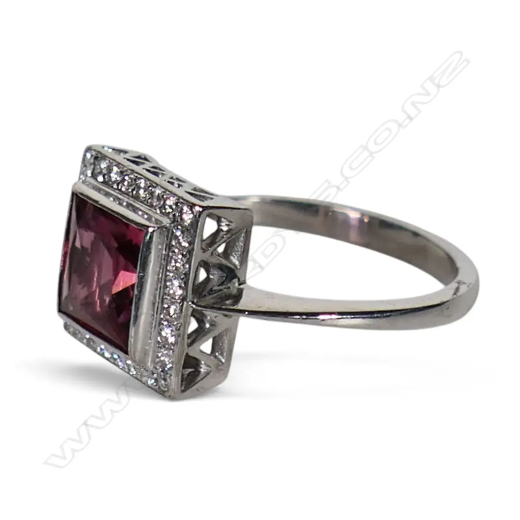 An 18ct white gold pink tourmaline and diamond ring, Image 1++