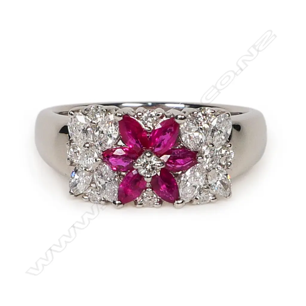 A platinum ruby and diamond ring, Image 1++