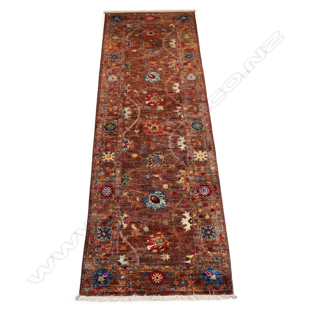 A good hand knotted Chobi runner, Image 1++
