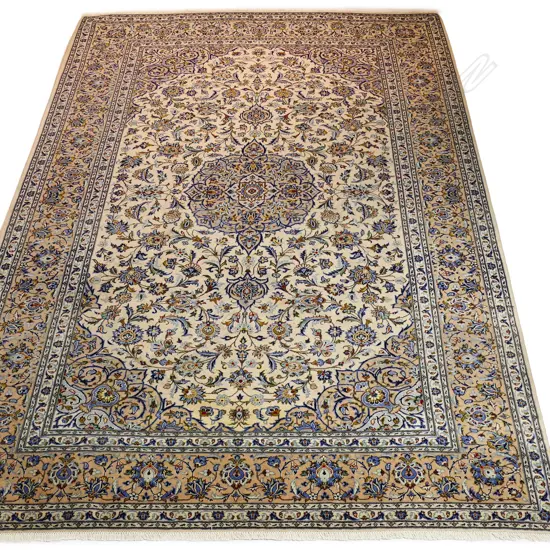 A fine hand-knotted Kashan carpet,