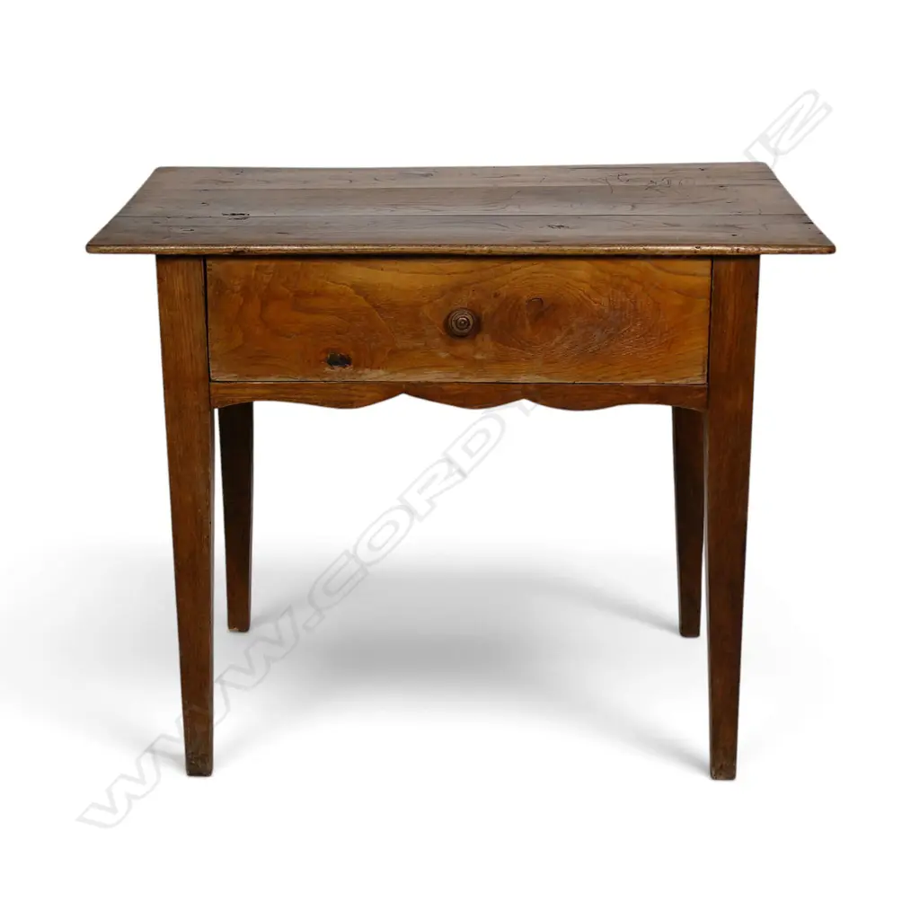 A 19thC oak side table, Image 1++