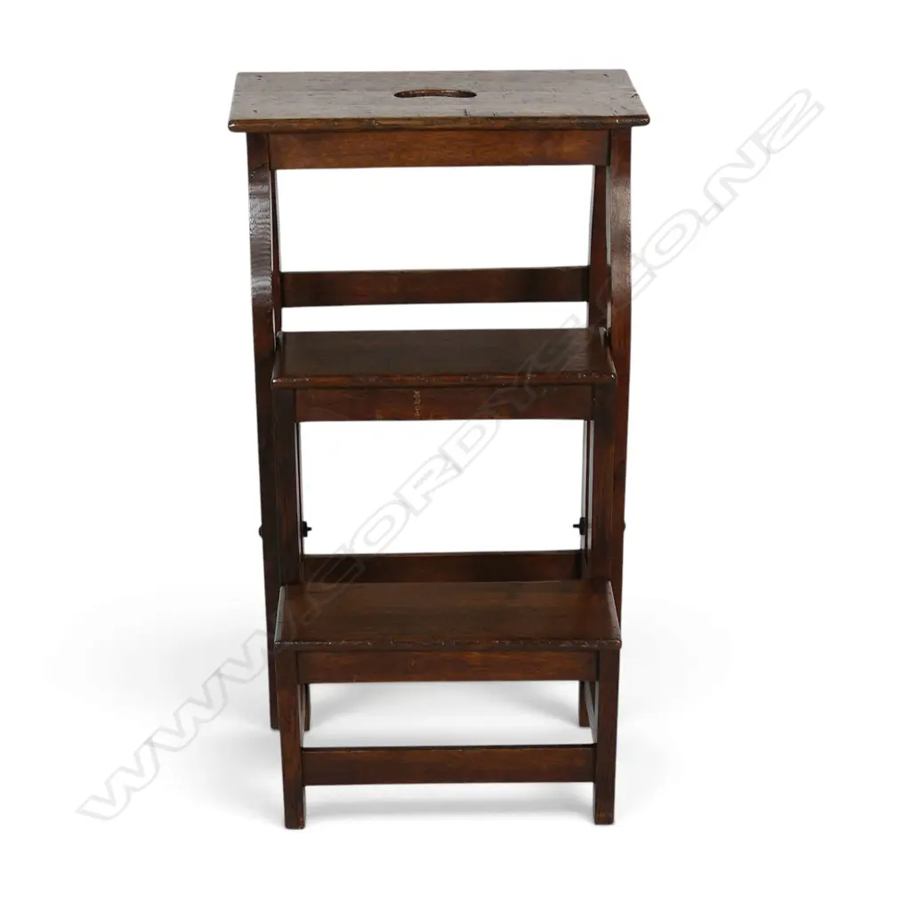 An Edwardian oak metamorphic library stool, Image 1++