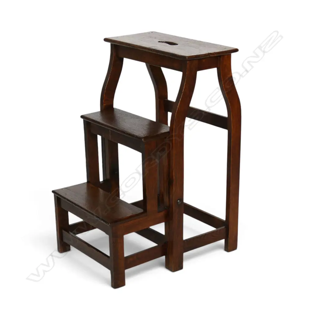 An Edwardian oak metamorphic library stool, Image 1++