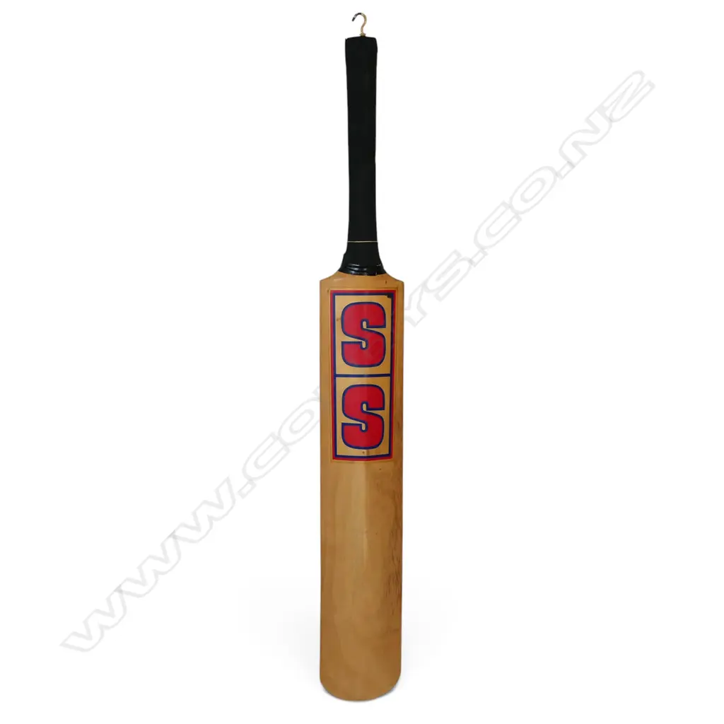 Pakistan v England 1992 - a fully autographed Stuart Surridge full size bat signed in ink with numerous signatures, Image 1++