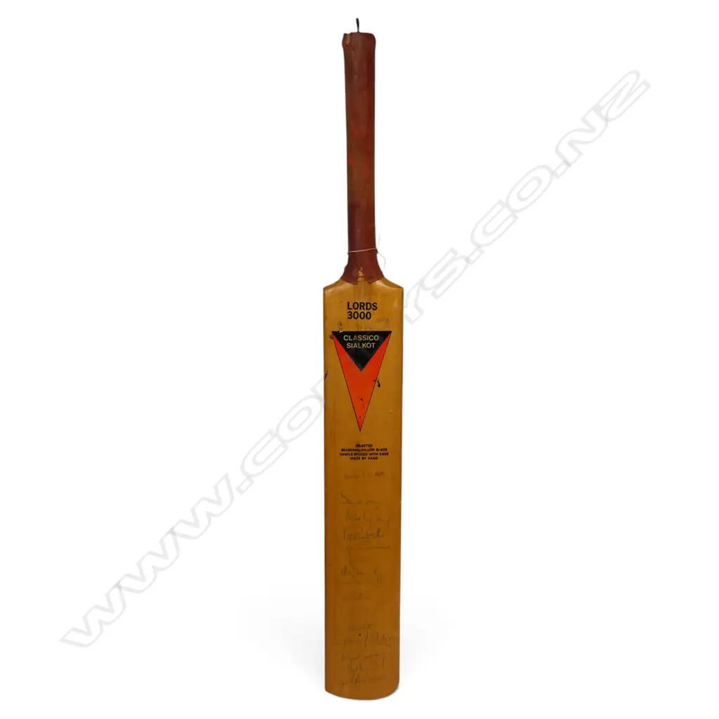 England v West Indies 1986 - autographed CL full size bat signed in ink by England team members, Image 1++