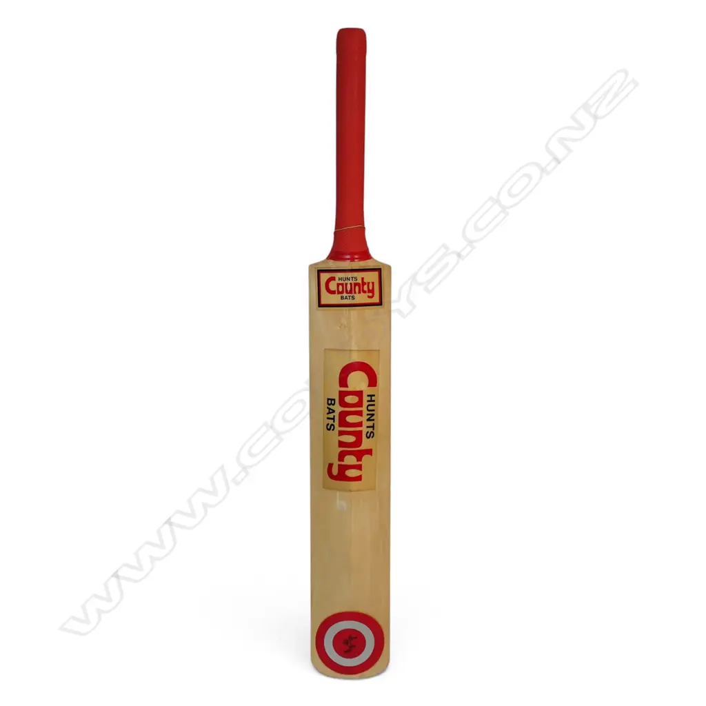 England v West Indies 1995 - a fully autographed full size Hunts County bat signed in ink by the West Indies team and management along with printed team list next to the signatures, Image 1++