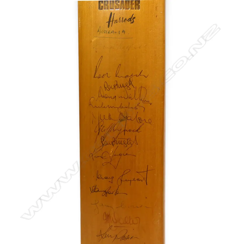 England v New Zealand 1978 & Australian players 1978/79 - autographed Gray Nicholls ¾ size bat signed in ink, Image 1++