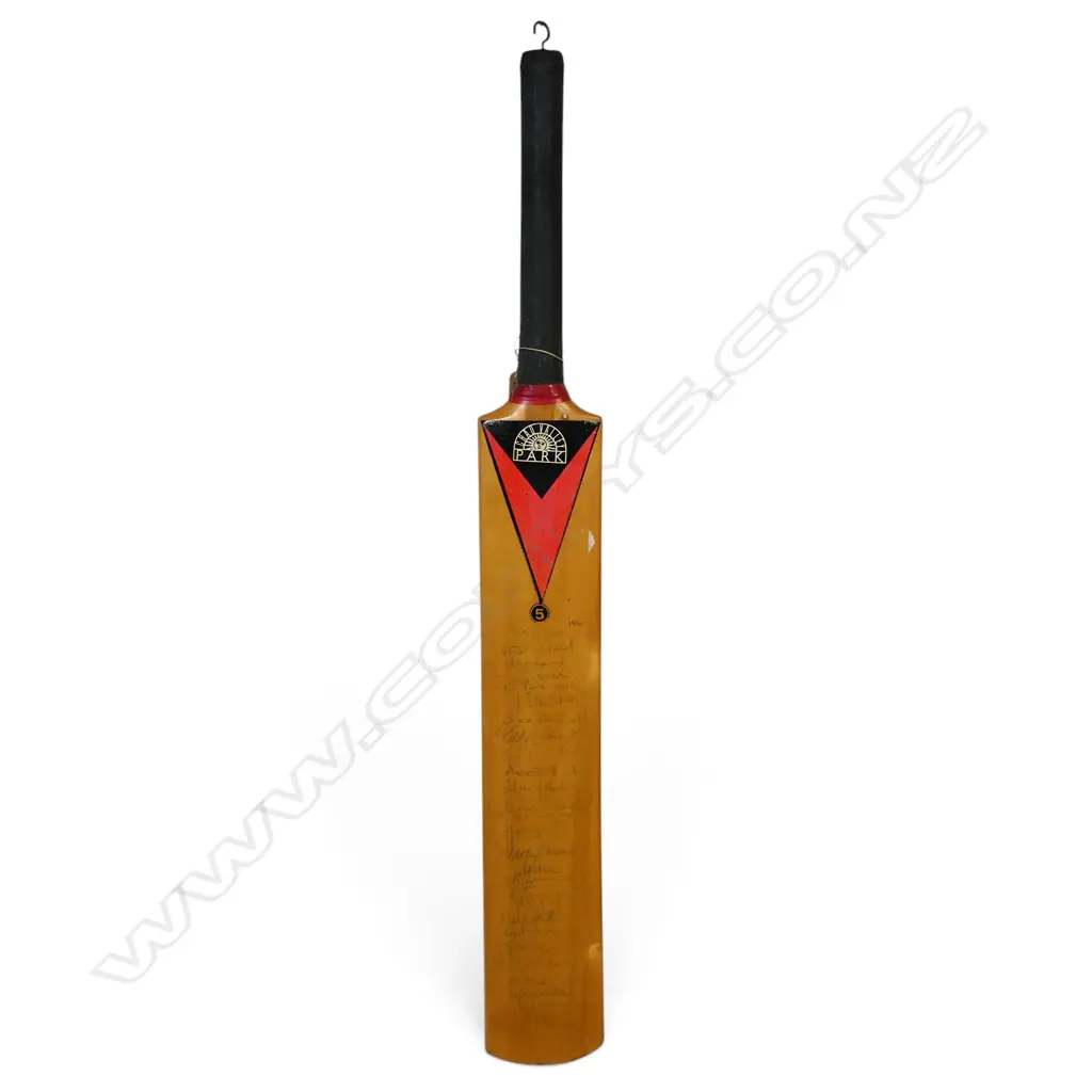 England v New Zealand 1990 - autographed Chad Valley Park ¾ size bat signed in ink by players from both teams, Image 1++