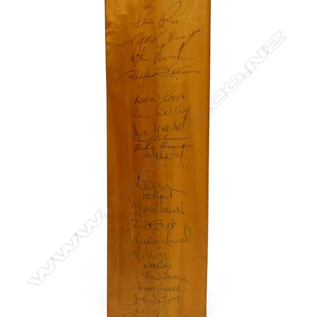 Essex v Nottinghamshire 1985 - autographed CL Captain ¾ size bat signed in ink, Image 1++