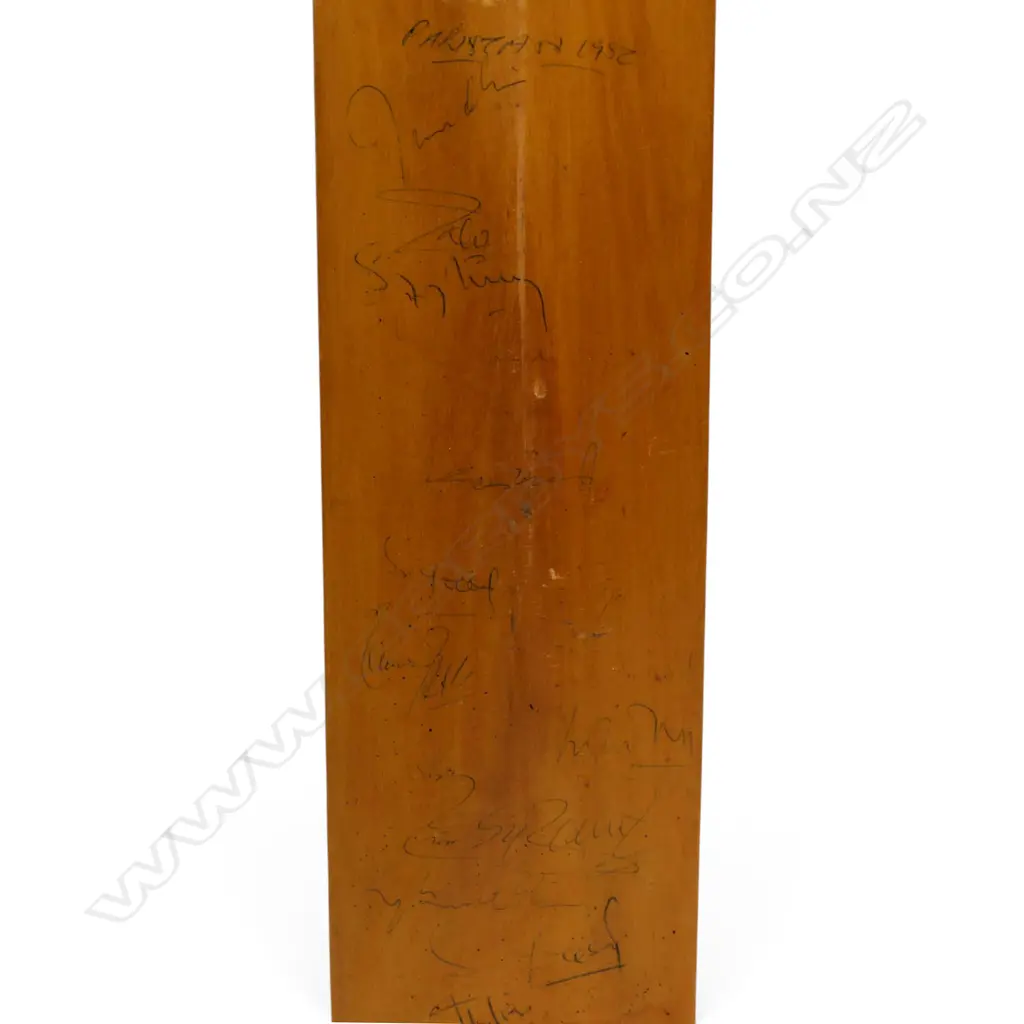 Pakistan v England 1982 - autographed CL junior size bat (730 mm) signed in ink, Image 1++