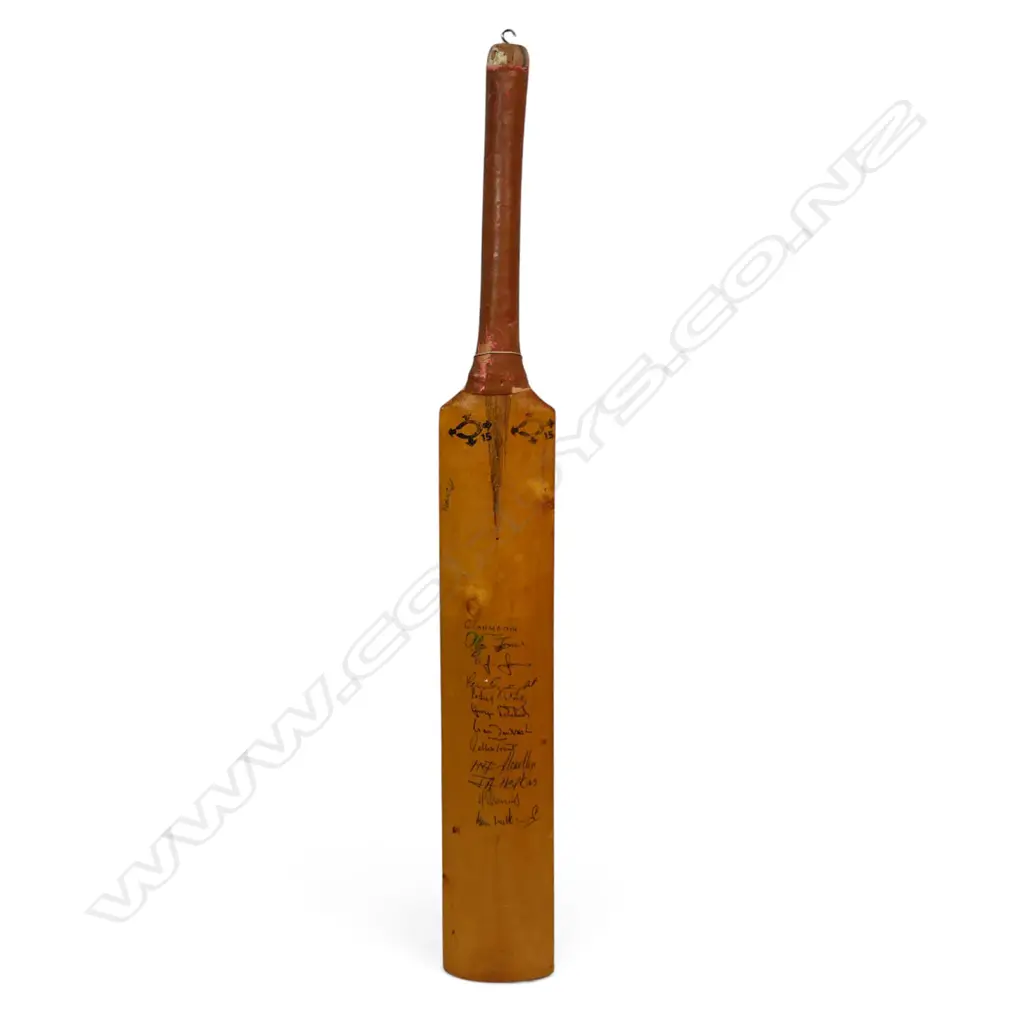 Middlesex v Glamorgan 1977 - autographed unbranded junior size bat (720 mm) signed in ink, Image 1++