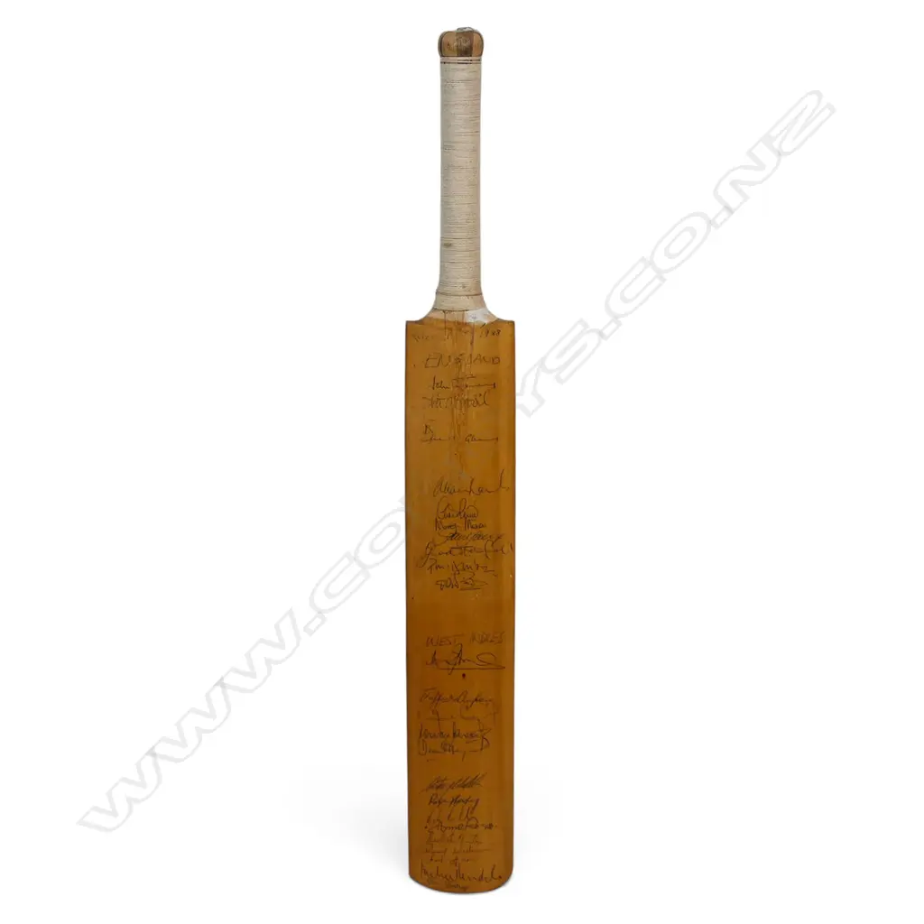 England v West Indies 1988 and Australian Aborigines - autographed unbranded junior size, Image 1++