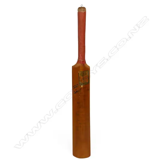 England v Sri Lanka 1984 - autographed unbranded junior bat (680 mm) signed in ink,