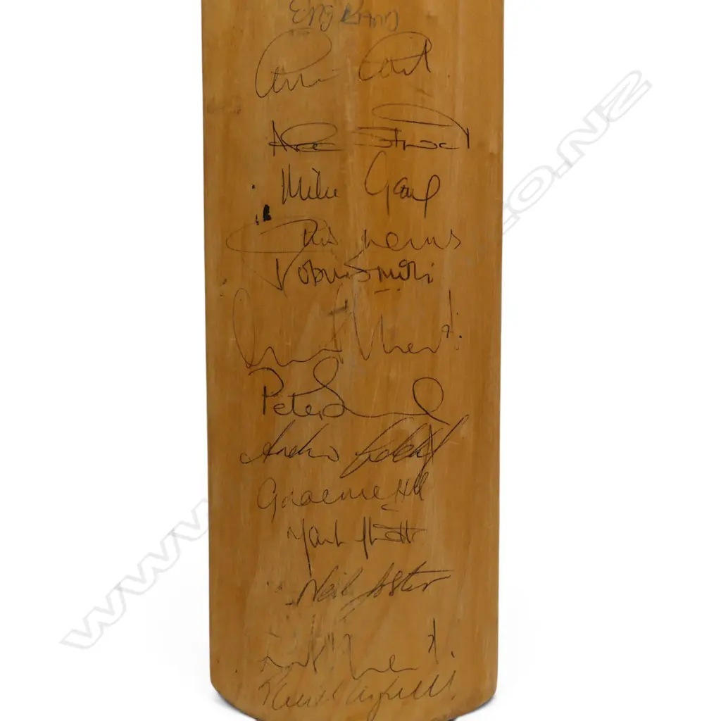 Australia v England 1993 - (Ashes series most famous today for a single ball that changed cricket history) autographed Chad Valley Park junior size bat (725mm) signed in ink, Image 1++