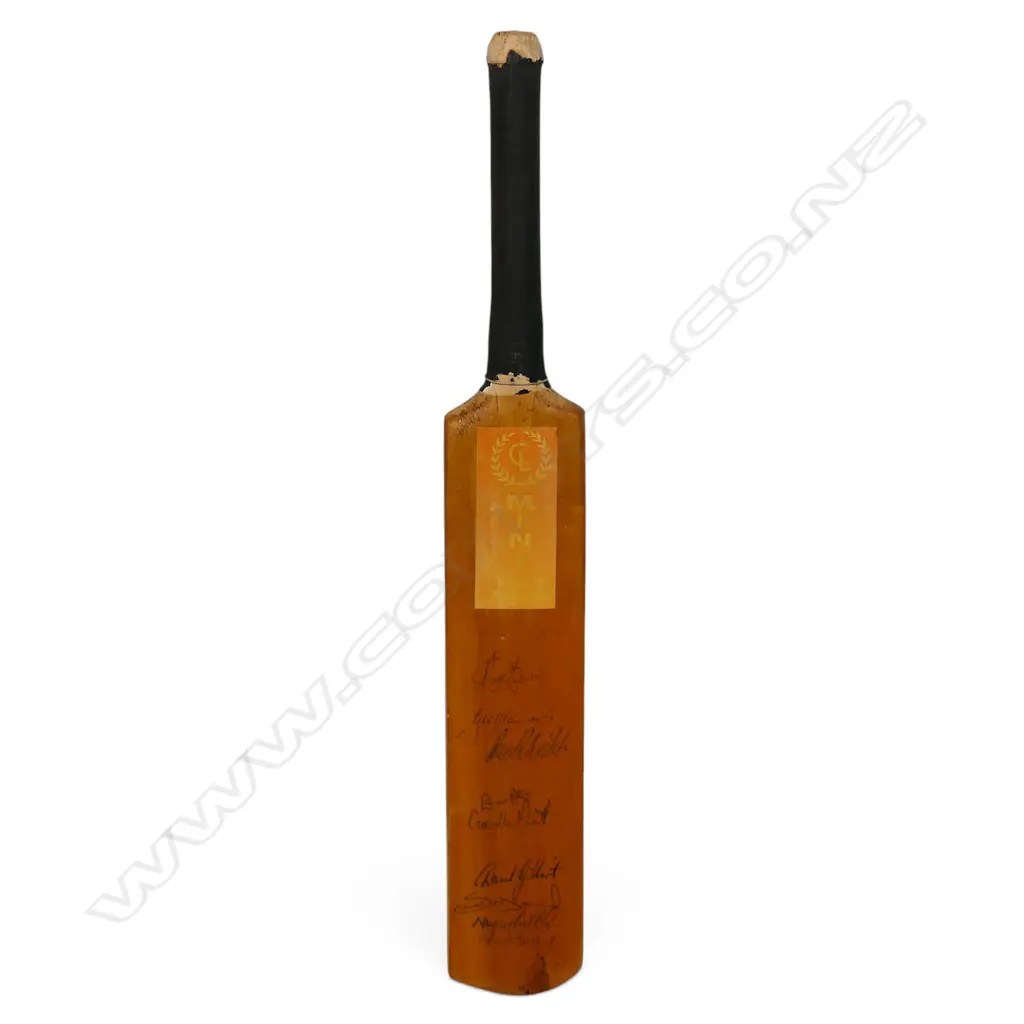 England v Australia 1985 - autographed CL souvenir size bat (570 mm) signed in ink, Image 1++