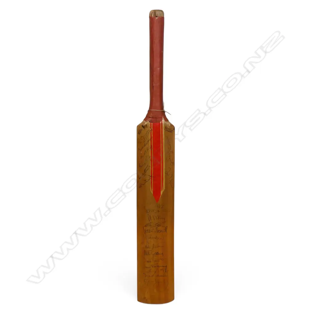 England v Australia 1980 - autographed unbranded junior size bat (650 mm) signed in ink, Image 1++