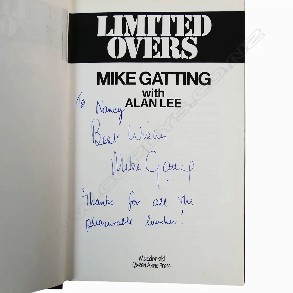 Mike Gatting Limited Overs - a book on strategy and tactics for one day cricket - signed by the player. Image 1++