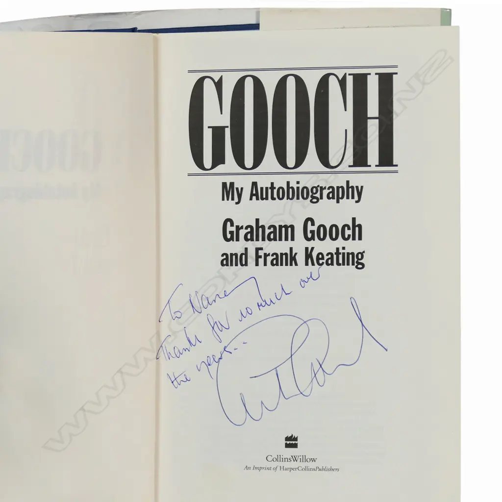 Gooch - My Autobiography by Graham Gooch and Frank Keating - autographed copy signed by the player. Image 1++