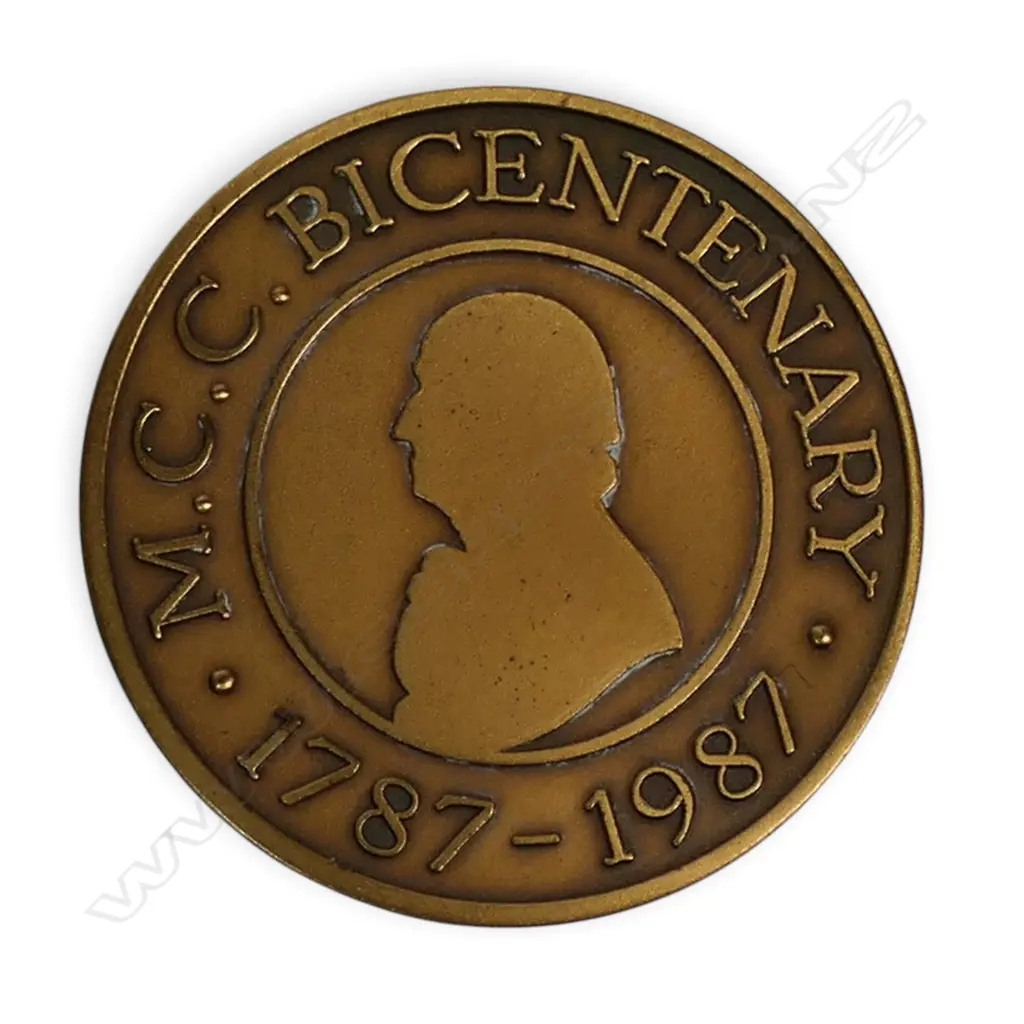 MCC Bicentenary bronze medal (1787-1987) in presentation box. Image 1++