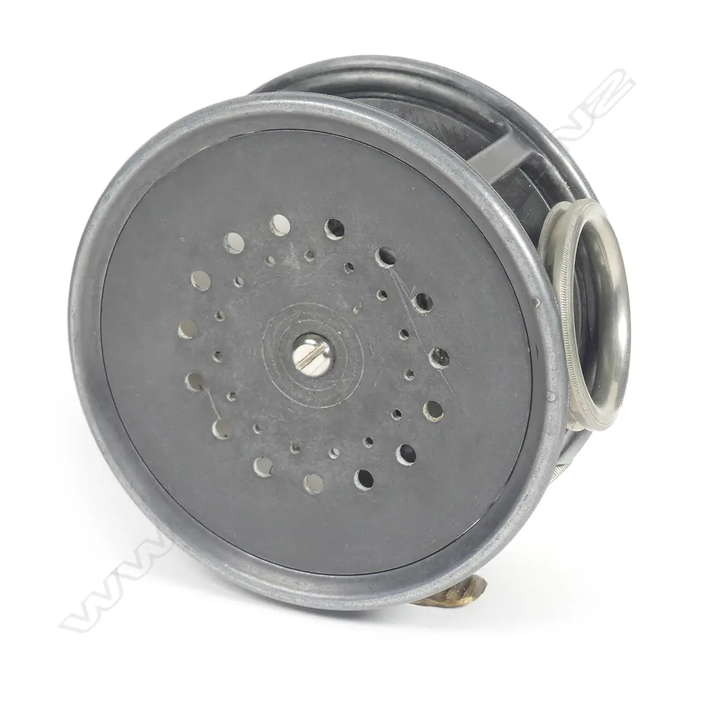 A scarce Hardy Perfect 4½'' wide body salmon reel Image 1++