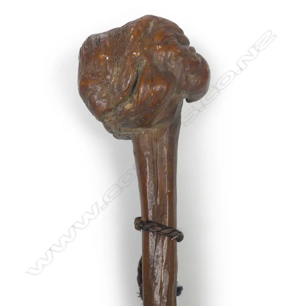 A Fijian rootstock ula (throwing club) Image 1++