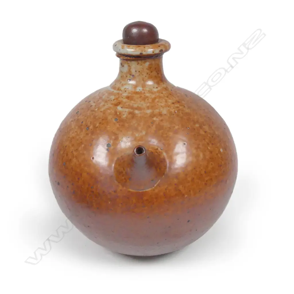 A Len Castle Colonial Shino oil ewer with stopper and loop handle Image 1++