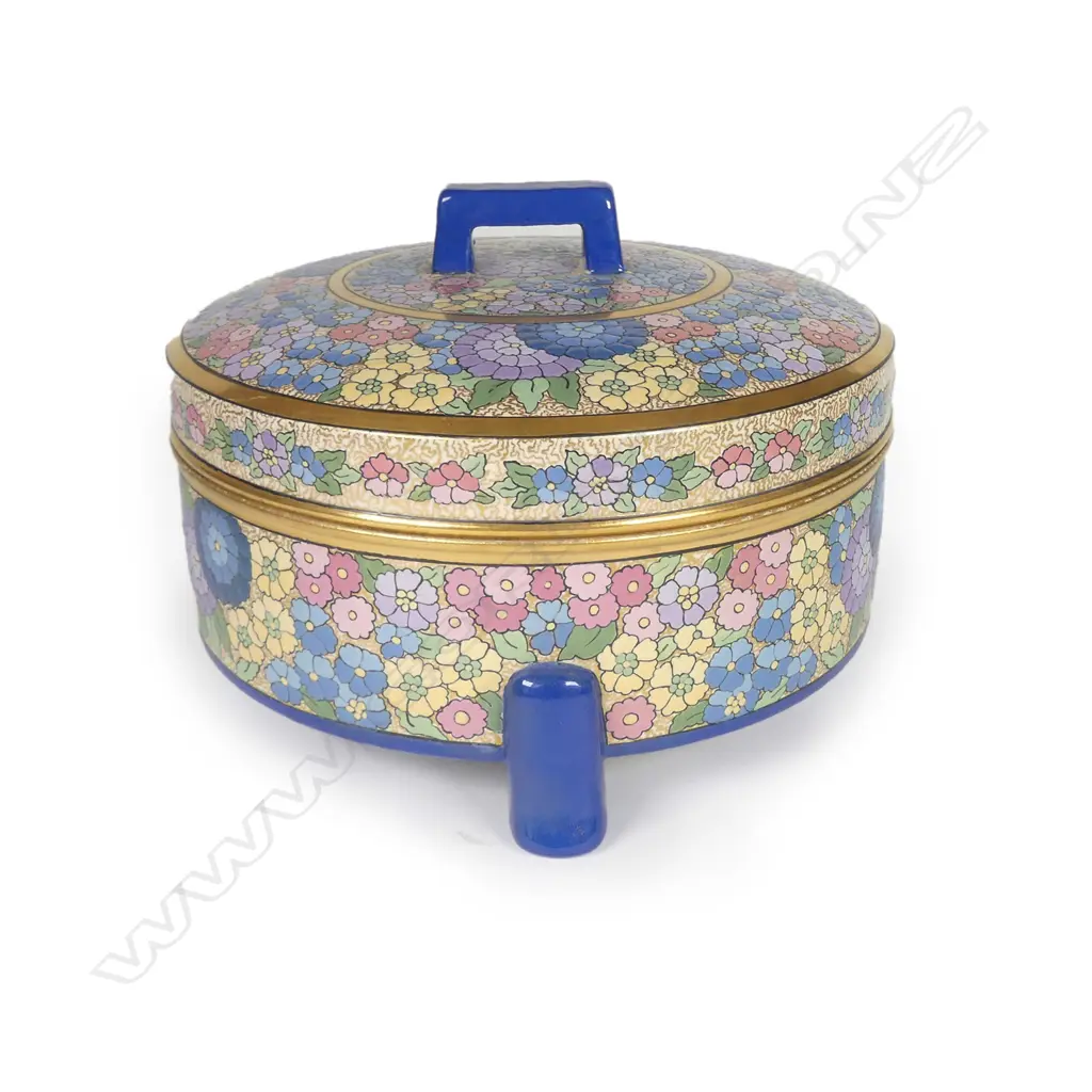 An Art Deco enamel painted lidded bowl by Edna Simmons of Whanganui Image 1++