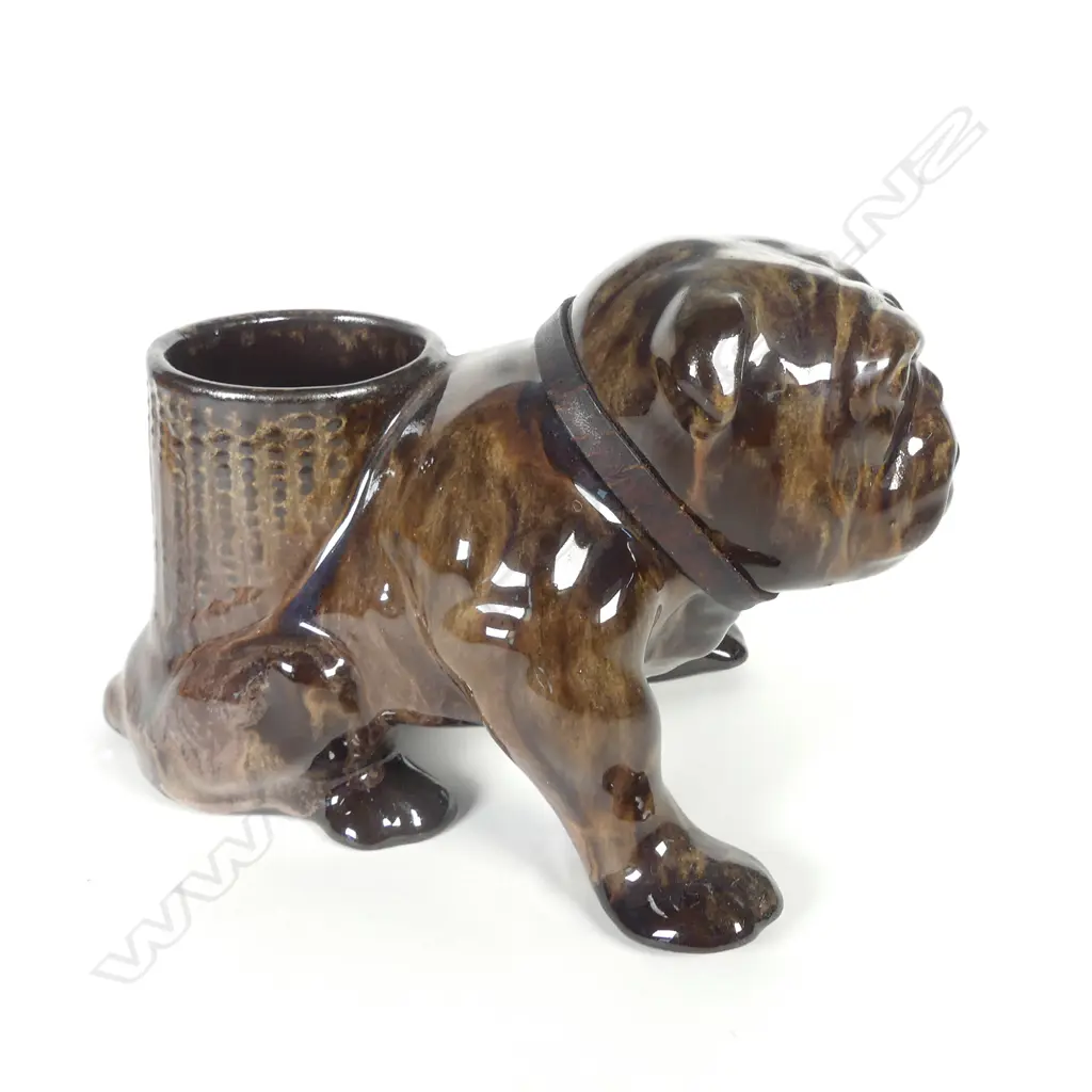 New Zealand Potteries Wellington bulldog heater Image 1++