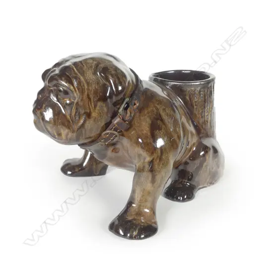 New Zealand Potteries Wellington bulldog heater