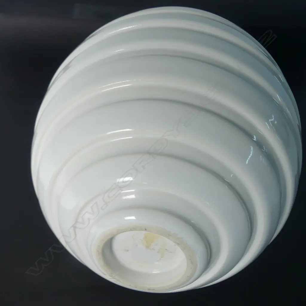 A John Parker white ribbed vase Image 1++