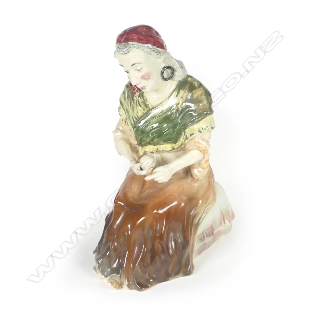 A NZ Sherwood Pottery 'The Fortune Teller' figure Image 1++