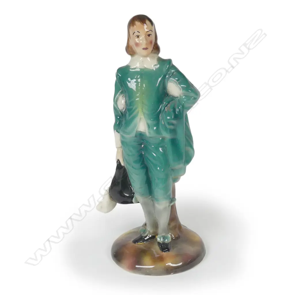 A Titian Studio pottery figure of Gainsborough's Blue Boy Image 1++