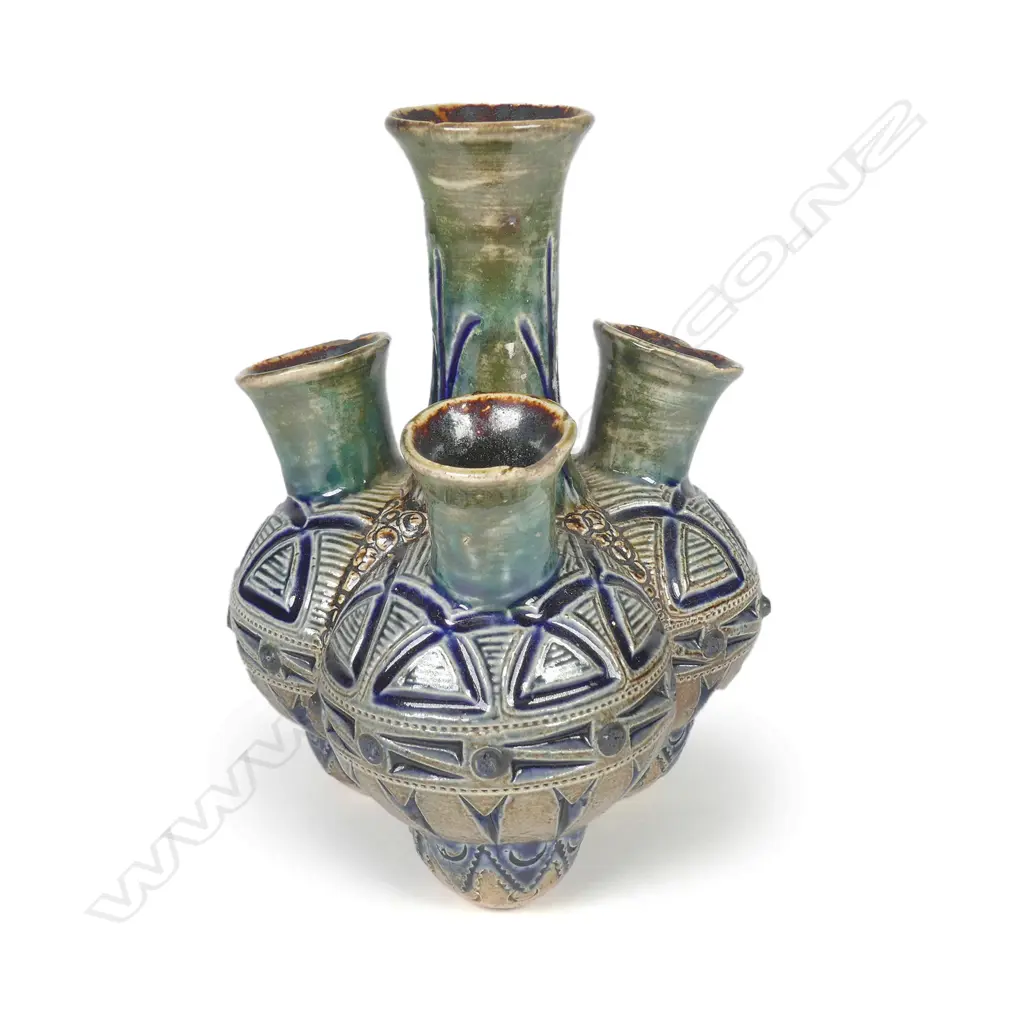 A Martin Brothers stoneware vase Image 1++