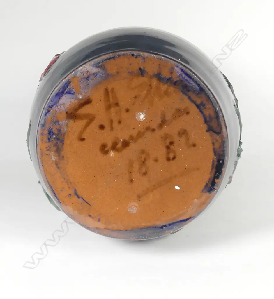 ELTON POTTERY VASE, 1880 Image 1++