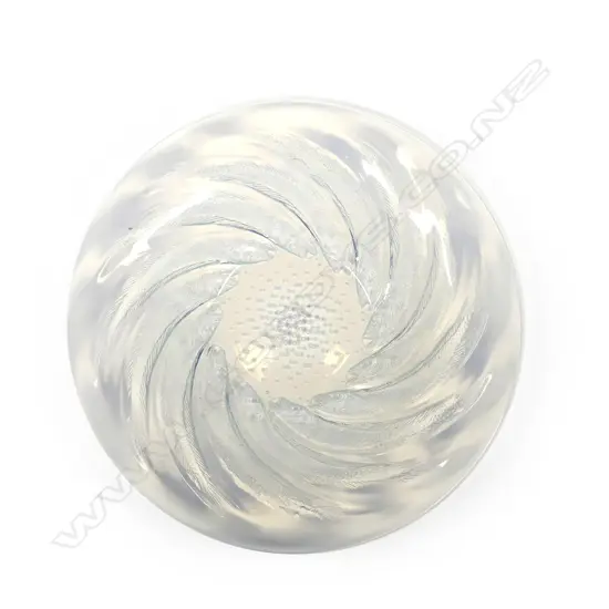 A Rene Lalique opalescent glass 'Poissons' shallow coupe-plate