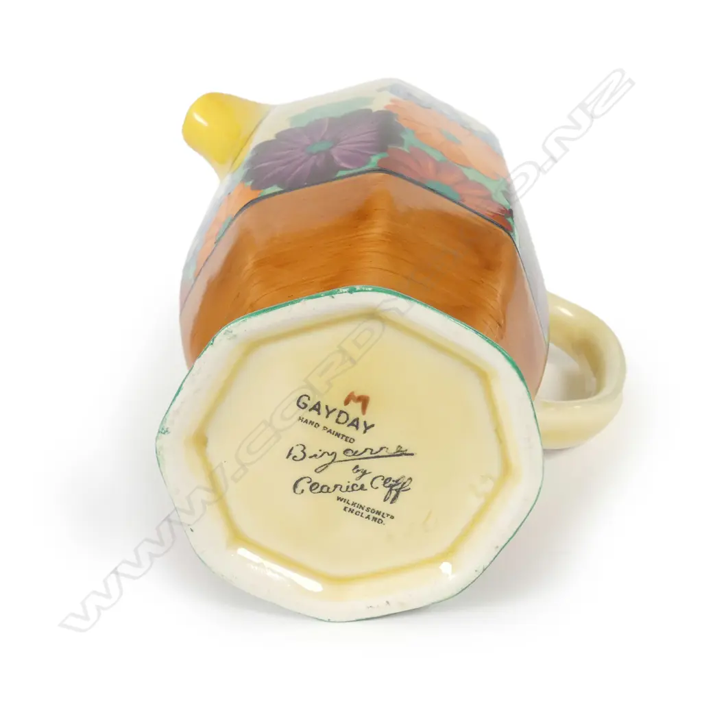 A Clarice Cliff 'Gayday' decorated jug Image 1++