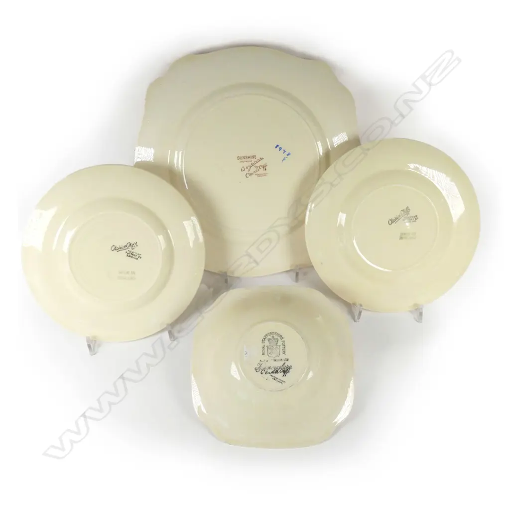 Four Clarice Cliff pieces Image 1++